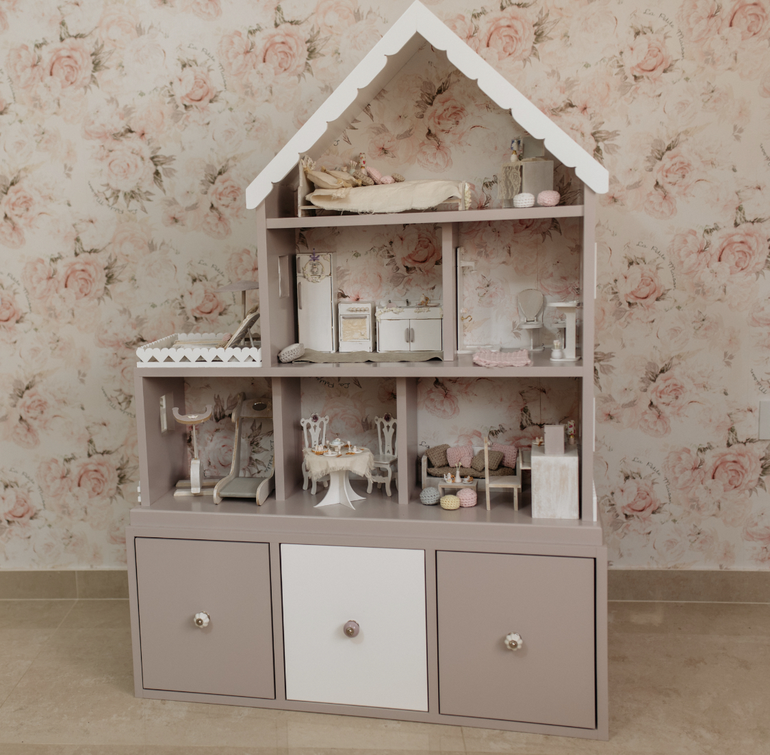 56EFAB27-FE27-4513-A6FE-DCC217EC9368