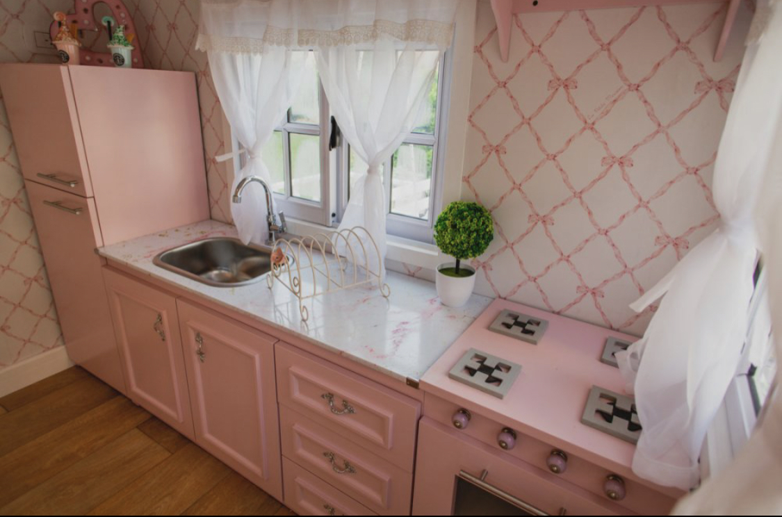 84B72F9F-7565-4DA4-AEE7-40C0C6603B9C