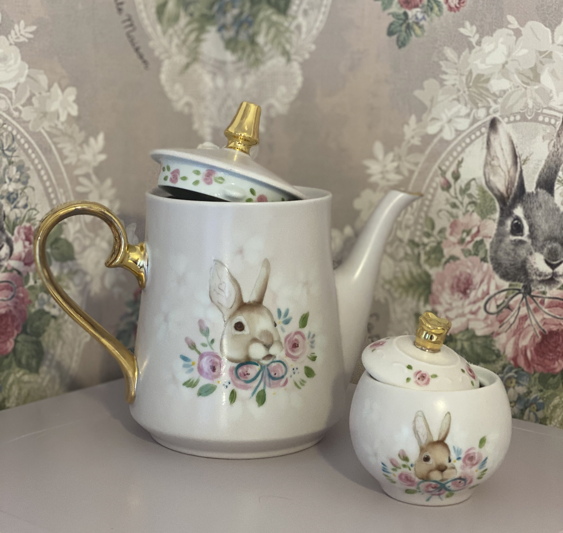 8B708F77-1D9B-4D18-8E6C-C21666169DD6