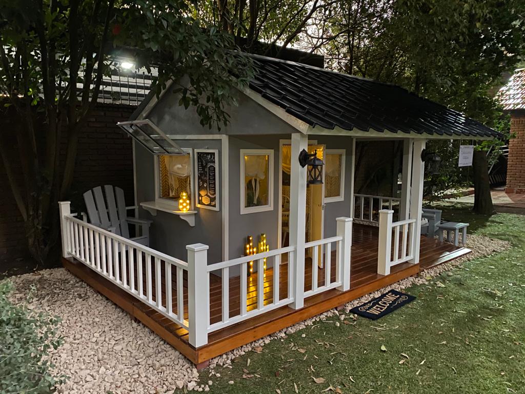 A61EAD85-2CD7-443C-9852-FF5707F980ED